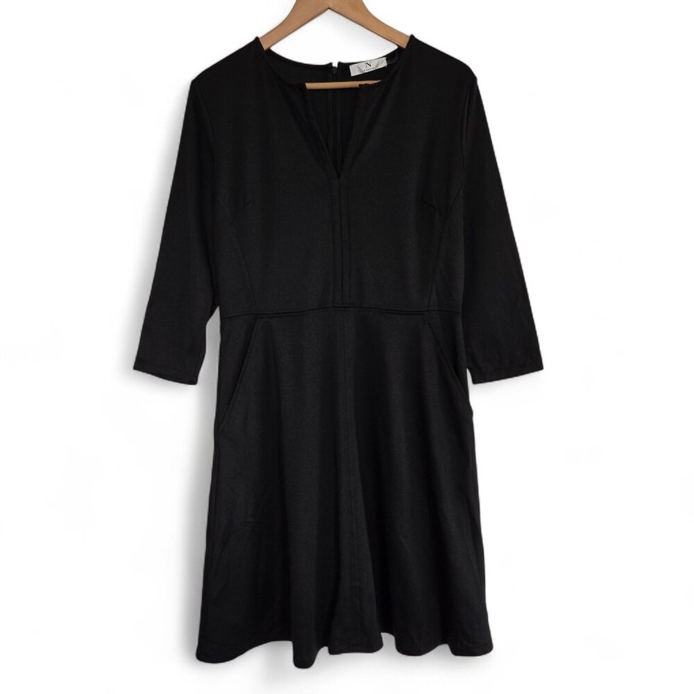 Natori Black Midi Dress Women's Black V Slit Collar‎ Stretch Material 10